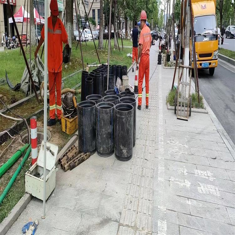 锦山镇管道短管置换修复